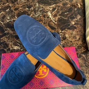 Tory Burch Leigh 15mm Elastic Silk Suede Perfect Navy Size 8 Brand New In Box